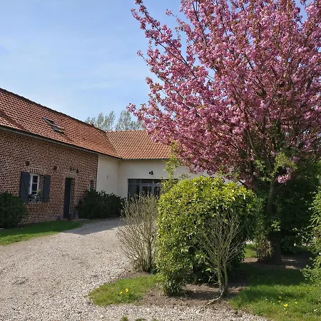 Les De Pascaline Bed and Breakfast Arrest